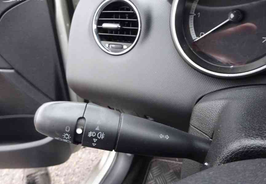 Peugeot 308 1.6i Combi r.v.2008 Koupeno v ČR stk:6/2026 - foto 9