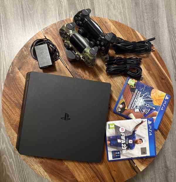 Sony PlayStation 4 Slim 500GB TOP STAV FIFA 2023 a House - foto 2