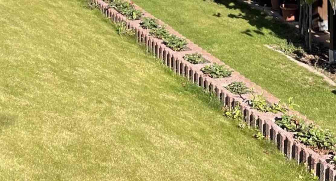 Svahovky Diton QUADRA červené - foto 3