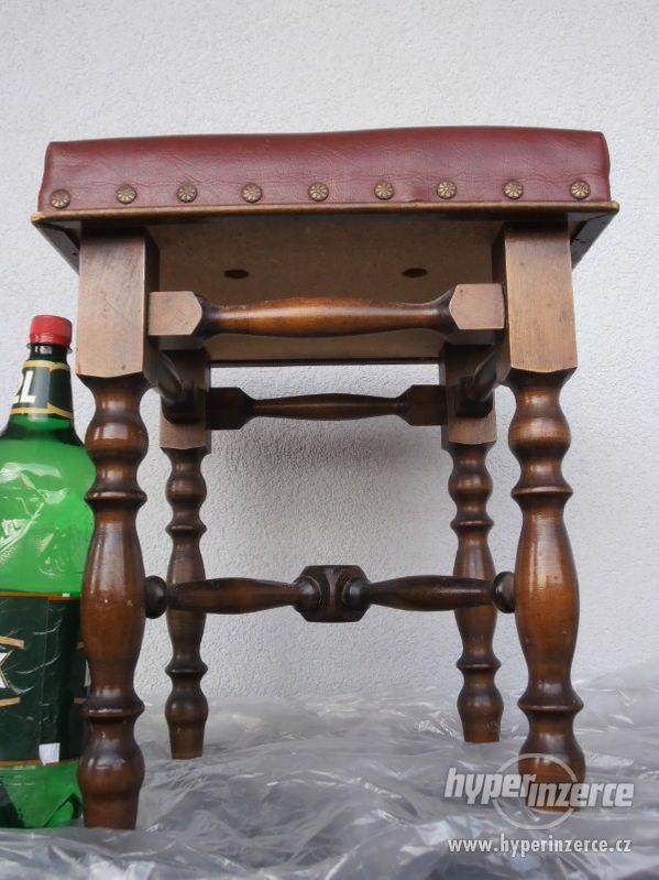 stolička s koženkou - foto 7