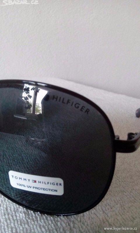 Tommy Hilfiger, nové sluneční brýle. - foto 2