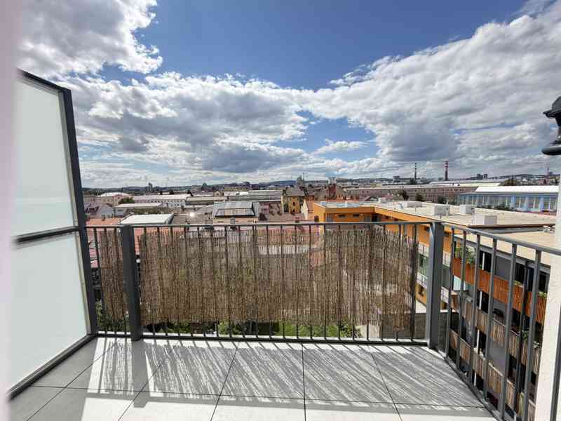 PRONÁJEM  LUXUSNÍ NOVOSTAVBY BYTU 2+KK S TERASOU V BRNĚ - foto 15