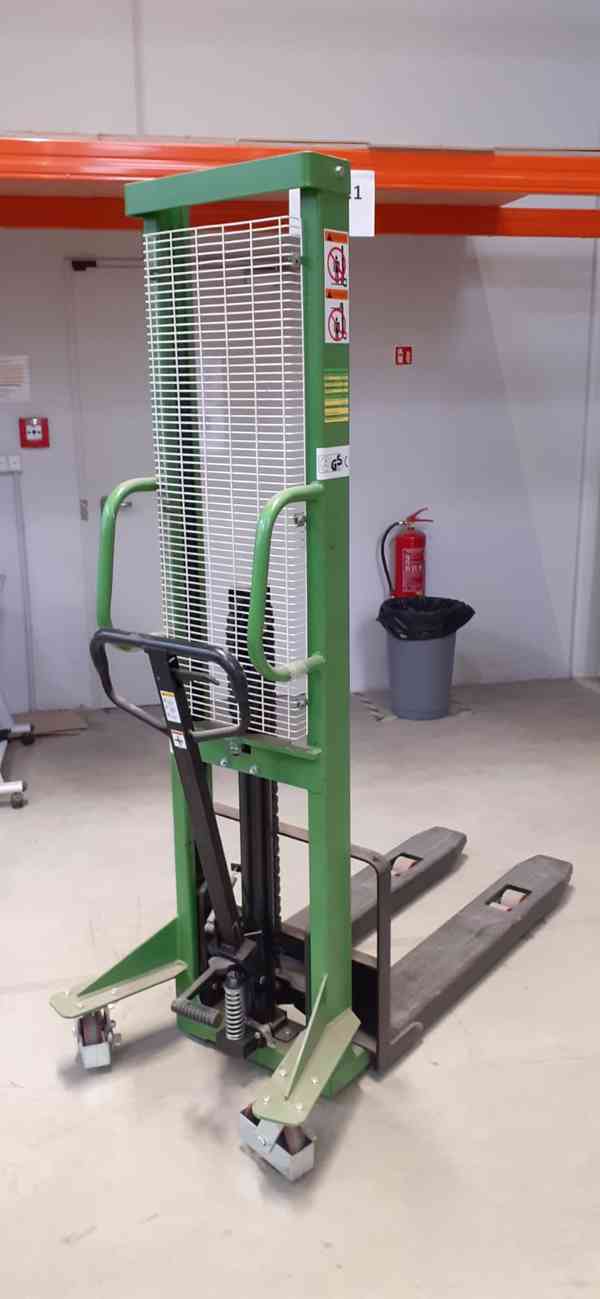 Ruční vysokozdvižní vozík - foto 2