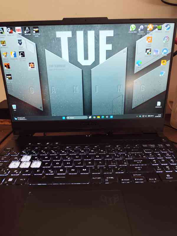 Asus TUF dash F15  - foto 2