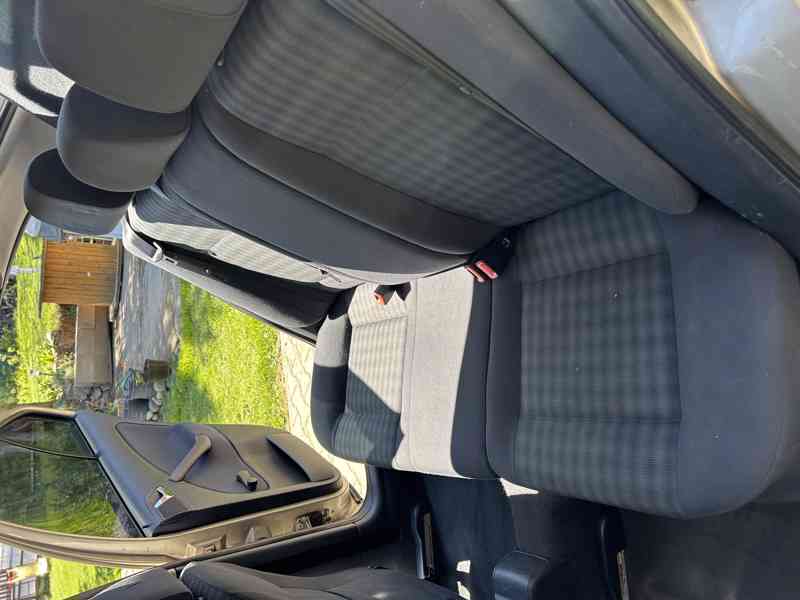 Škoda Octavia I. 1,9 TDI - foto 8