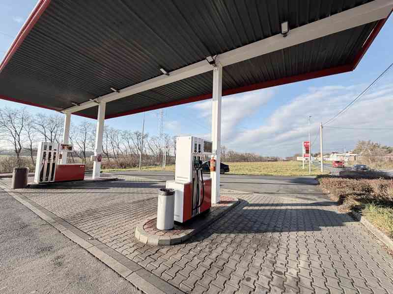 NABÍDKA PRODEJE PLNĚ FUNKČNÍ ČERPACÍ STANICE PHM, V OBCI KLY - foto 3