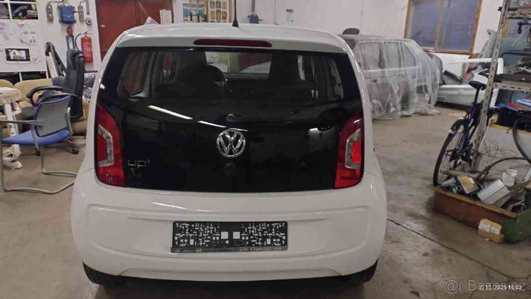 Volkswagen up! 1,0 - foto 8