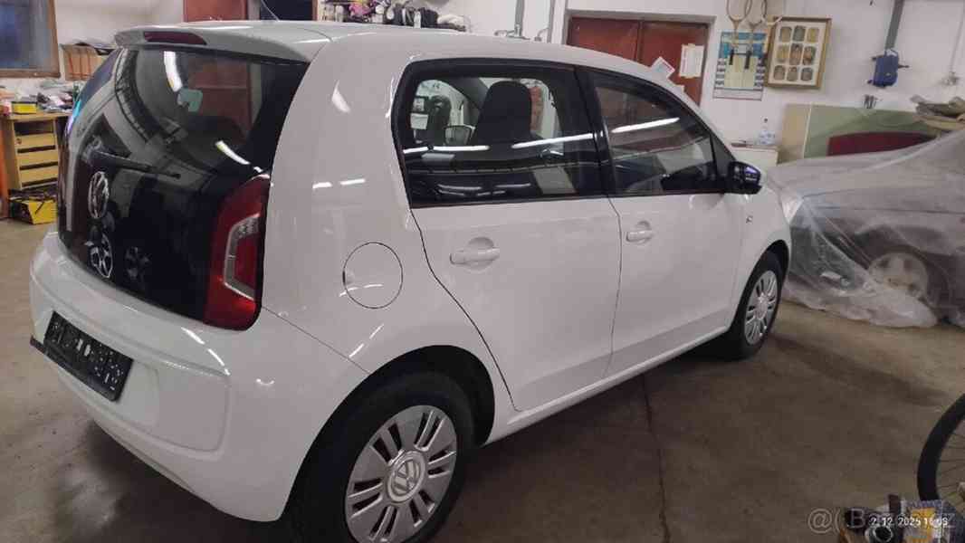 Volkswagen up! 1,0 - foto 6