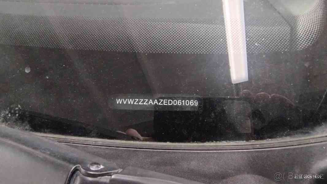 Volkswagen up! 1,0 - foto 3