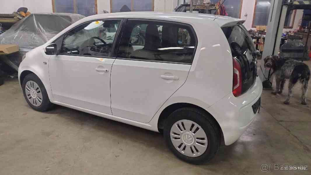 Volkswagen up! 1,0 - foto 5