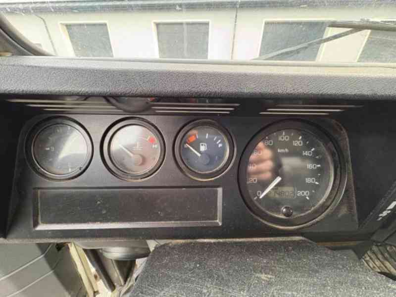 4x4 sklápěč 3.5t Land Rover, naviják - foto 9