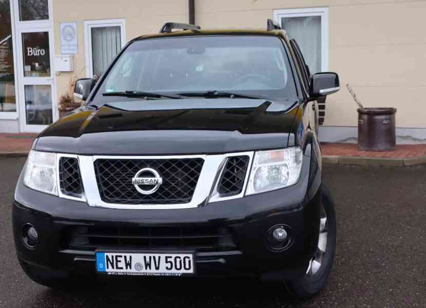 Nissan Pathfinder 2.5 dCi SE 140kw - foto 9