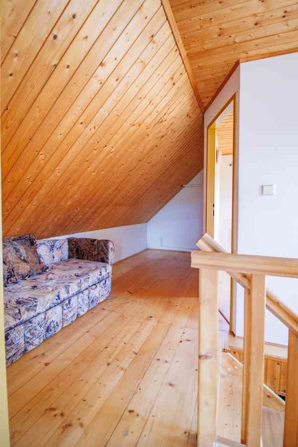 Rodinný dům na polosamotě uprostřed přírody 4804m2 - foto 20