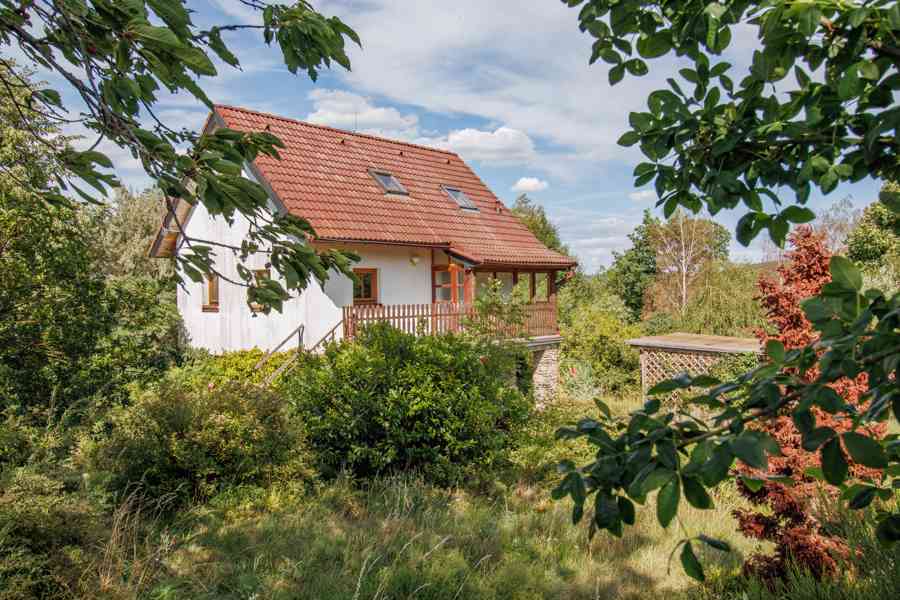 Rodinný dům na polosamotě uprostřed přírody 4804m2 - foto 2