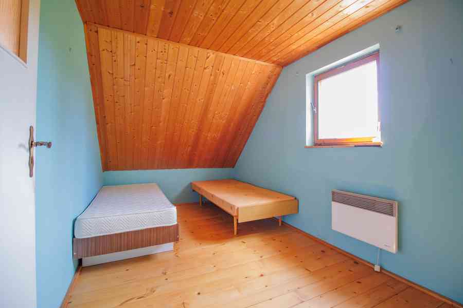 Rodinný dům na polosamotě uprostřed přírody 4804m2 - foto 23