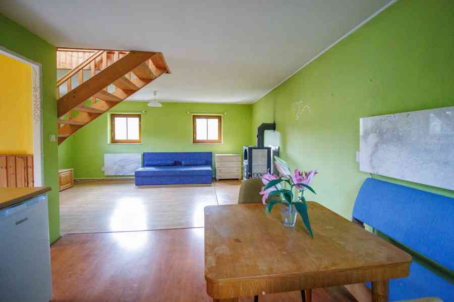 Rodinný dům na polosamotě uprostřed přírody 4804m2 - foto 13