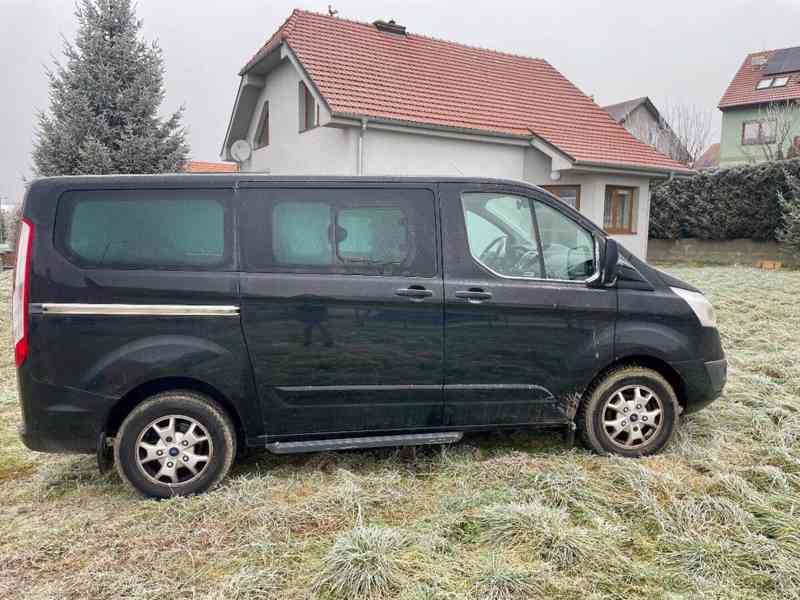 Ford Tourneo Custom 2,2   TDCi 8 místný - foto 3