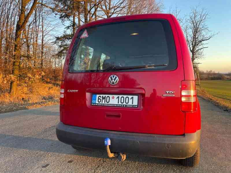Volkswagen Caddy 1,6 - foto 11