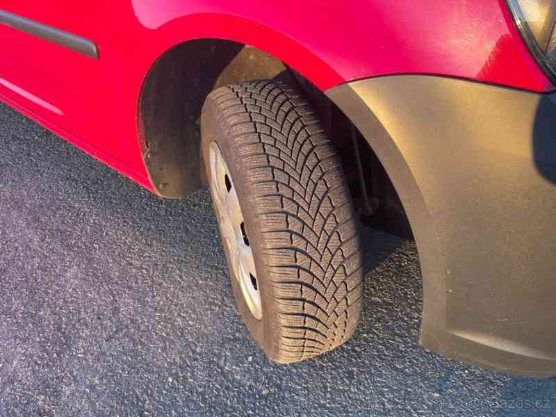 Volkswagen Caddy 1,6 - foto 8