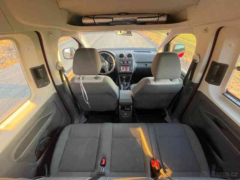 Volkswagen Caddy 1,6 - foto 13