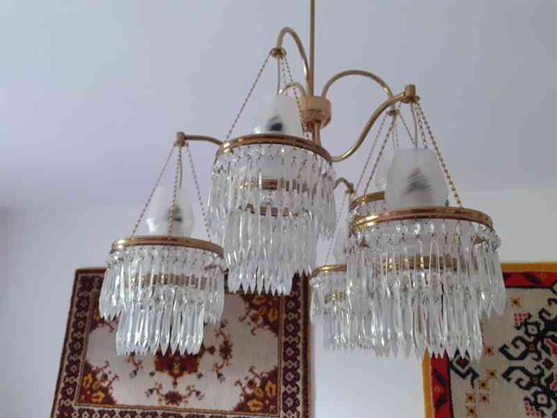 Křišťálový lustr - foto 3