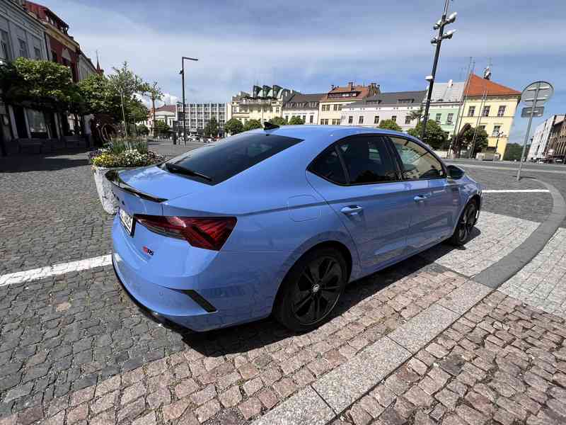 Vyjímečná Škoda Octavia RS 2,0 TDI-147kW, speciální lakování - foto 19
