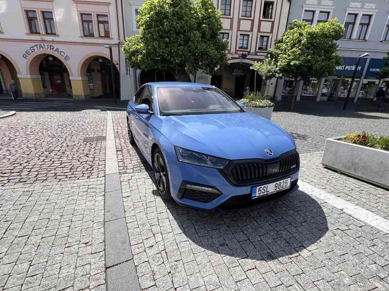 Vyjímečná Škoda Octavia RS 2,0 TDI-147kW, speciální lakování - foto 16