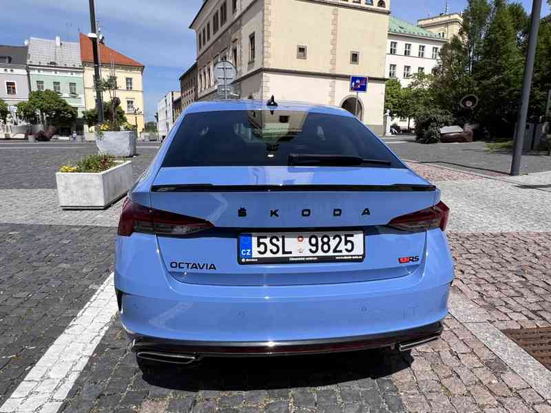 Vyjímečná Škoda Octavia RS 2,0 TDI-147kW, speciální lakování - foto 21