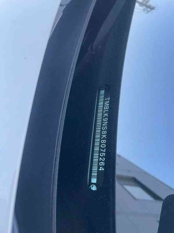 Škoda Kodiaq 2.0 TDI 140kW Sportline 4x4 DSG – panorama - foto 10