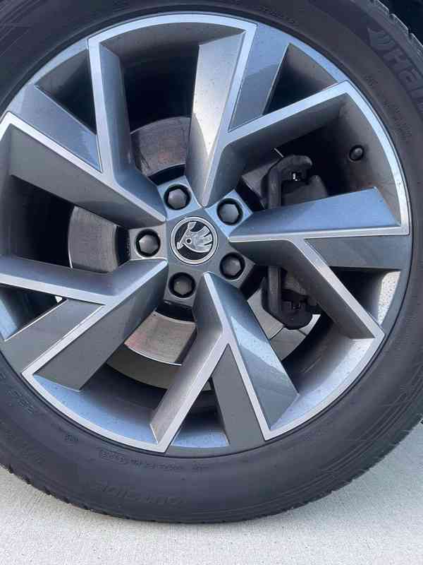 Škoda Kodiaq 2.0 TDI 140kW Sportline 4x4 DSG – panorama - foto 8