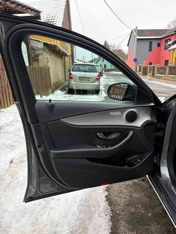 Mercedes-Benz Třídy E 2,0   220 CDI Combi, 4x4 - foto 8