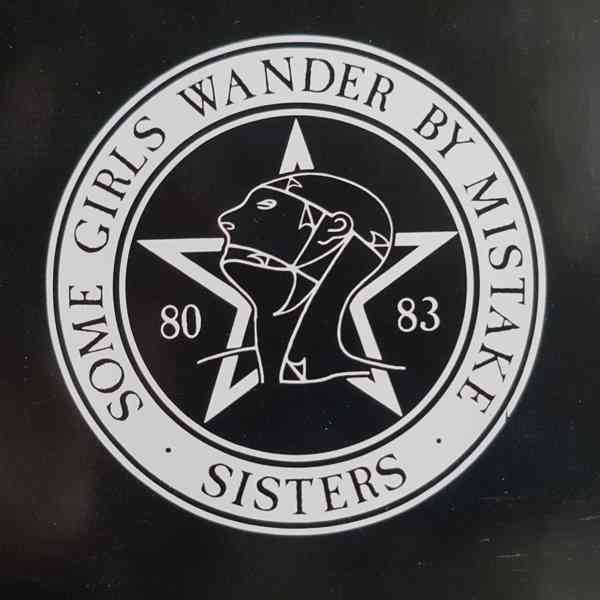 CD - SISTERS OF MERCY / Some Girls Wander by Mistake - foto 1