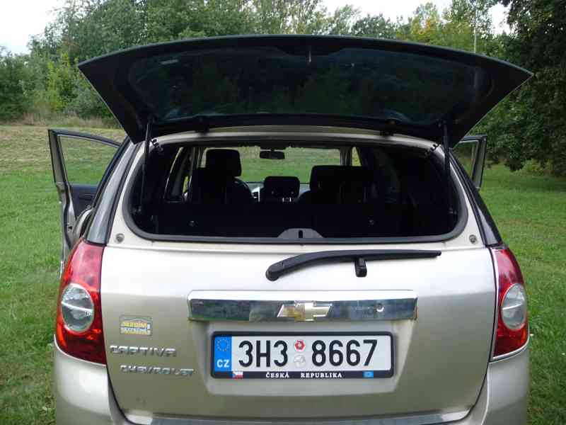 Chevrolet Captiva 2,0 VCDi, 110 kW, 4x4, koup. ČR, prv. maj. - foto 9