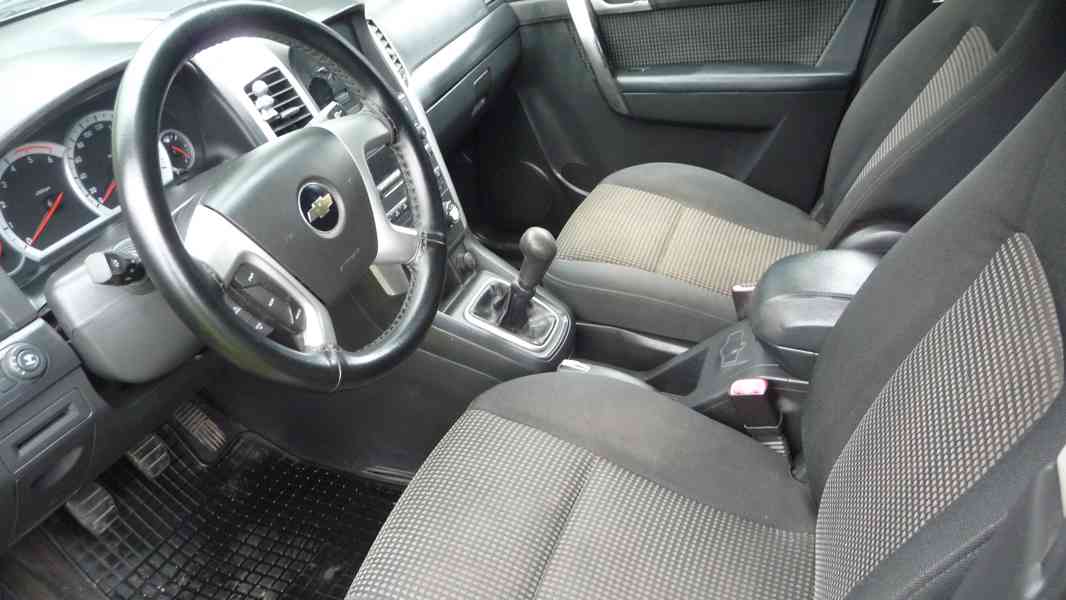 Chevrolet Captiva 2,0 VCDi, 110 kW, 4x4, koup. ČR, prv. maj. - foto 12