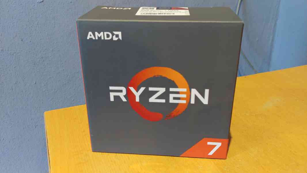 AMD RYZEN 7 1700X - foto 1