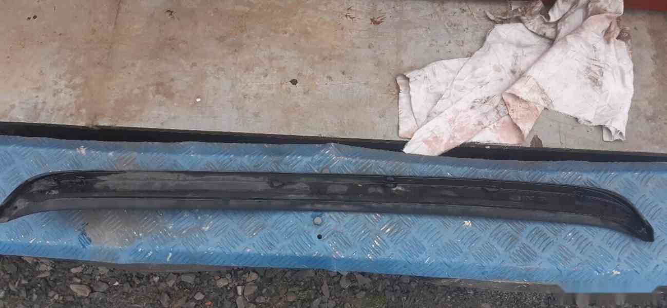Bmw E30 Touring zadní spoiler 1947126 - foto 4