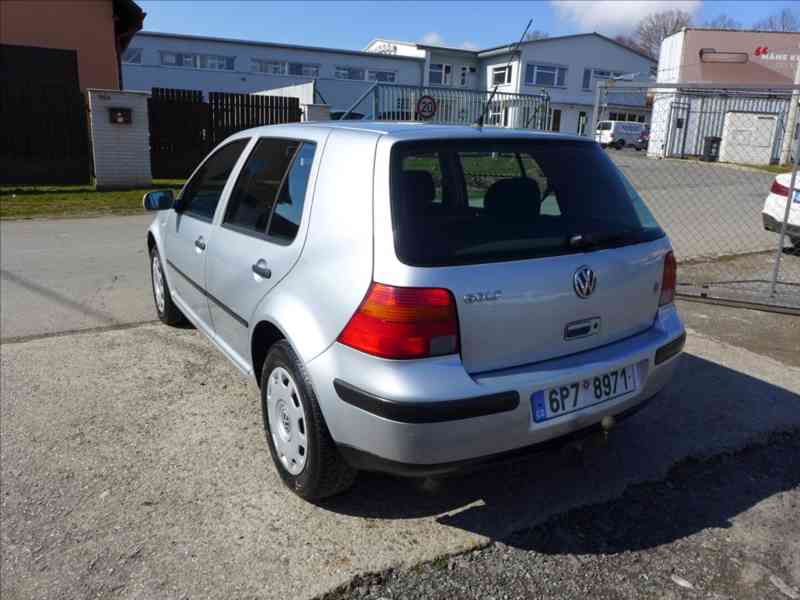 Volkswagen Golf 1,9 TDI KLIMA, TAŽNÉ - foto 4
