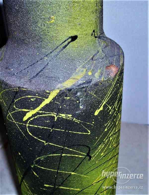 hliněná váza - foto 6