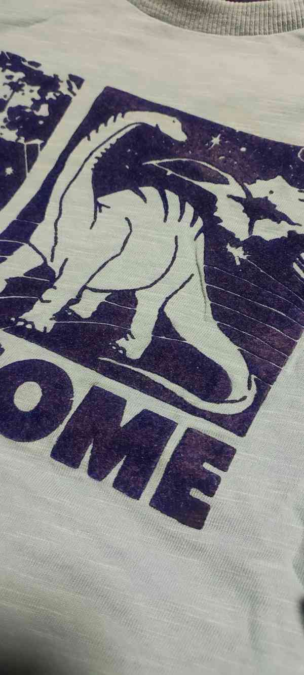 Dětské tričko s dinosaury, vel. 98 - foto 3