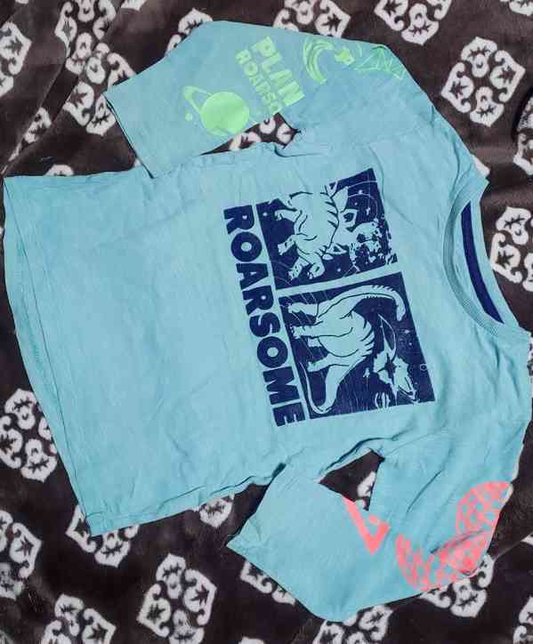 Dětské tričko s dinosaury, vel. 98 - foto 2