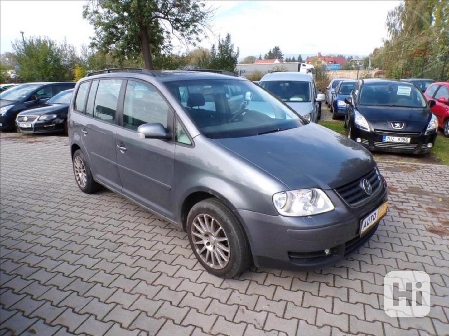 Volkswagen Touran 1,9 TDI TAŽ.ZAŘ.,NAVIGACE - foto 1