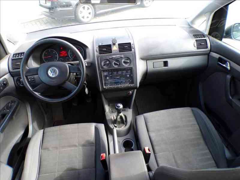 Volkswagen Touran 1,9 TDI TAŽ.ZAŘ.,NAVIGACE - foto 5
