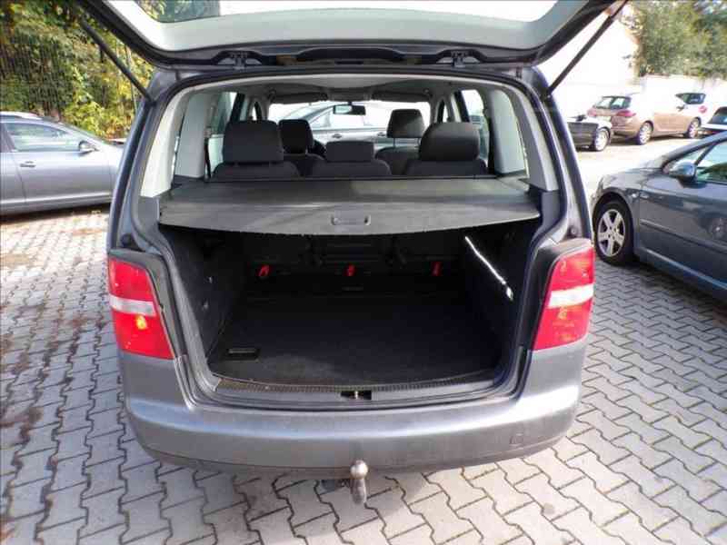 Volkswagen Touran 1,9 TDI TAŽ.ZAŘ.,NAVIGACE - foto 10