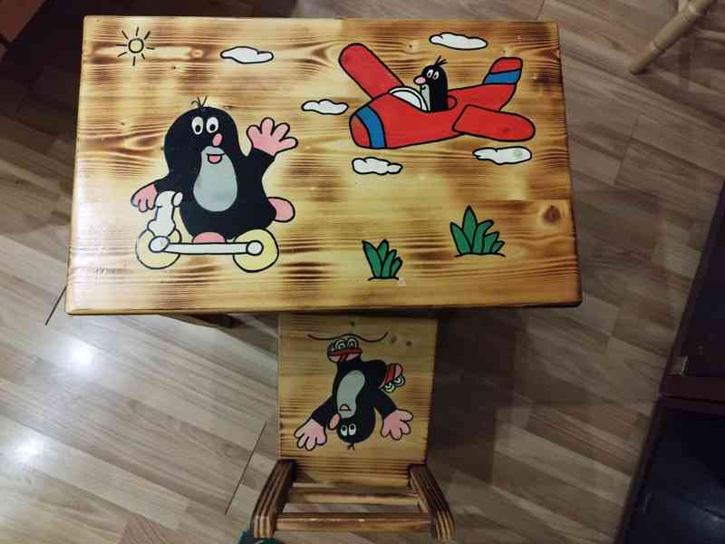 Prodám stoleček se židličkou pro dítě 2-8 let - foto 3