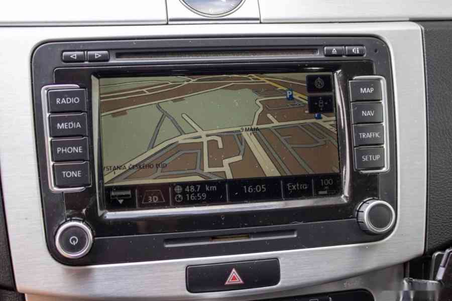Volkswagen Passat Variant 2.0 TDI BMT 170k Highline 4MOTION - foto 19