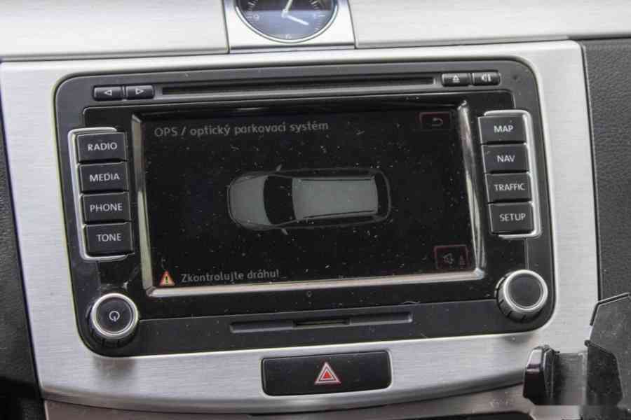 Volkswagen Passat Variant 2.0 TDI BMT 170k Highline 4MOTION - foto 18