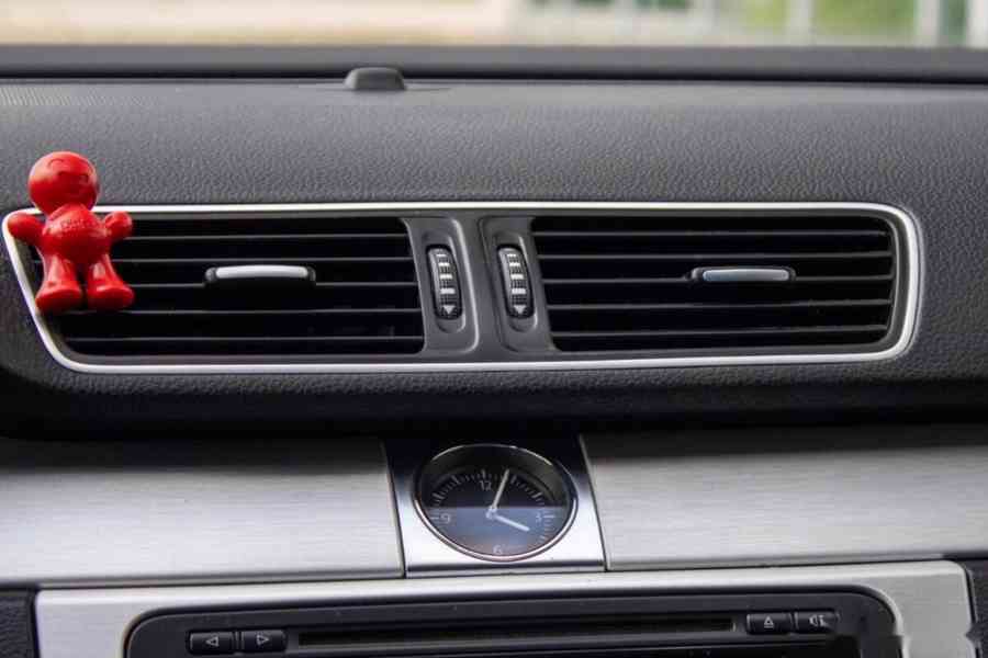 Volkswagen Passat Variant 2.0 TDI BMT 170k Highline 4MOTION - foto 17