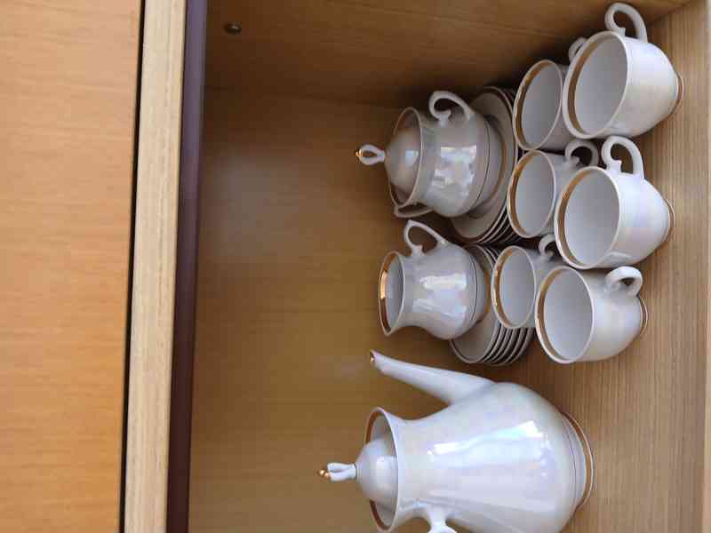 Porcelánová čajová souprava - foto 8