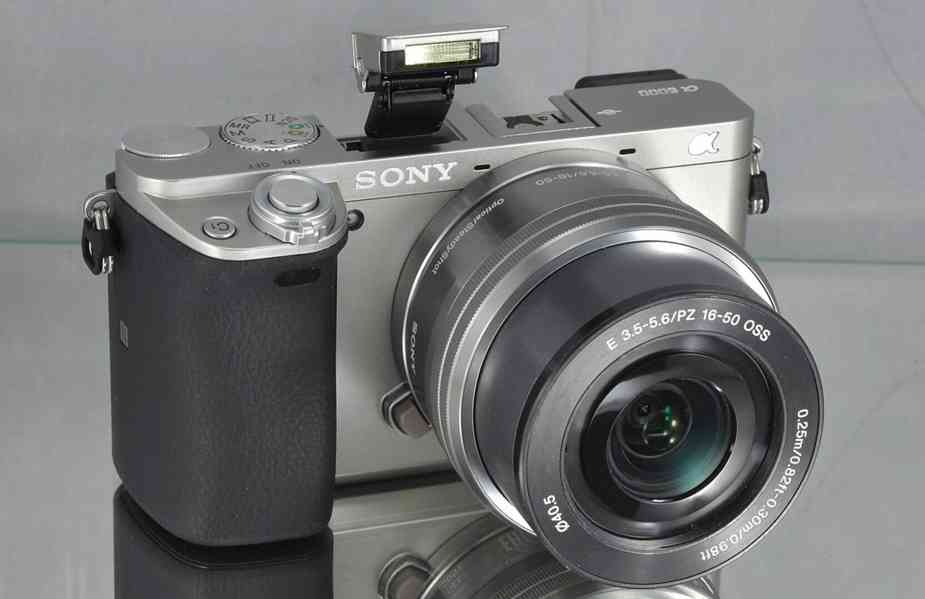Sony A6000Y+2x objektiv*24 Mp*Full HDV*WIFI*500Exp - foto 5
