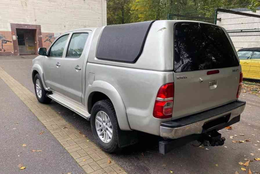Toyota Hilux3.0 D-4D 126kw - foto 8